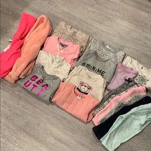 Lot / bundle of 18 items size 6-12 months